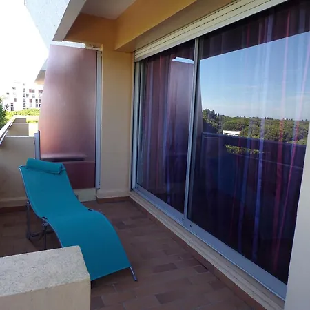 شقة 2 Pieces Avec Terrasse, Piscine Et Box - Centre Motte - Fr-1-328-97